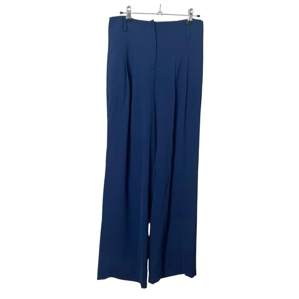 Universal Standard elegant navy
